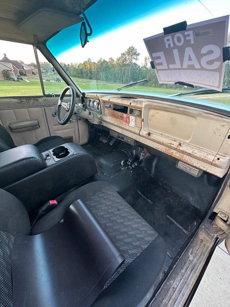 1973 Jeep Wagoneer