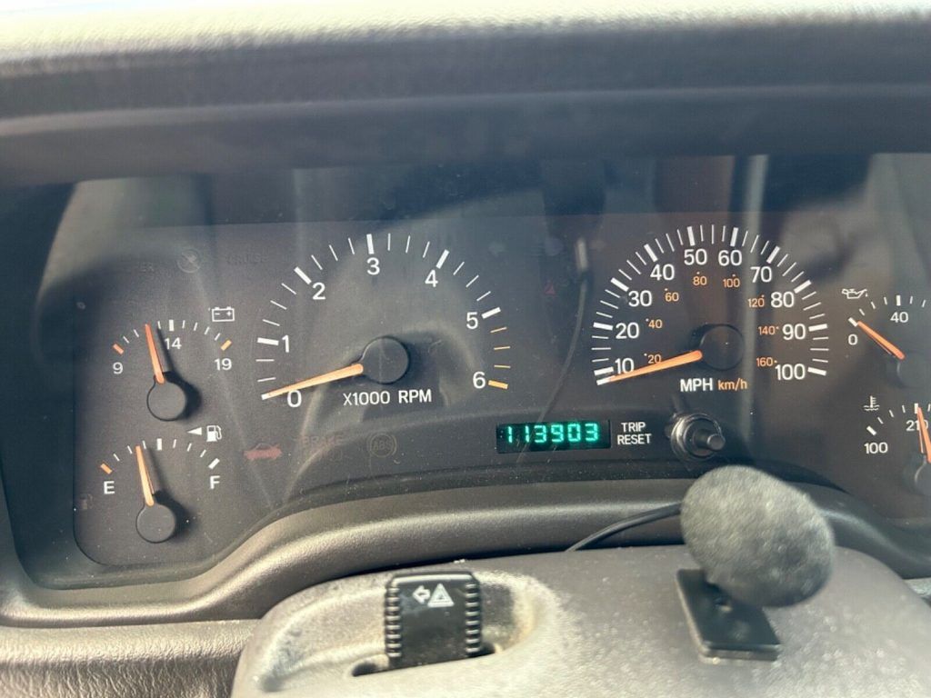 2000 Jeep Cherokee Sport XJ – Super Clean Built!