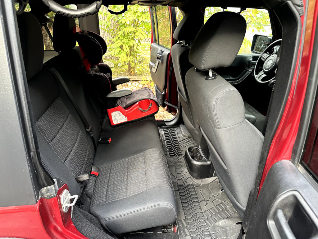 2012 Jeep Wrangler Sahara