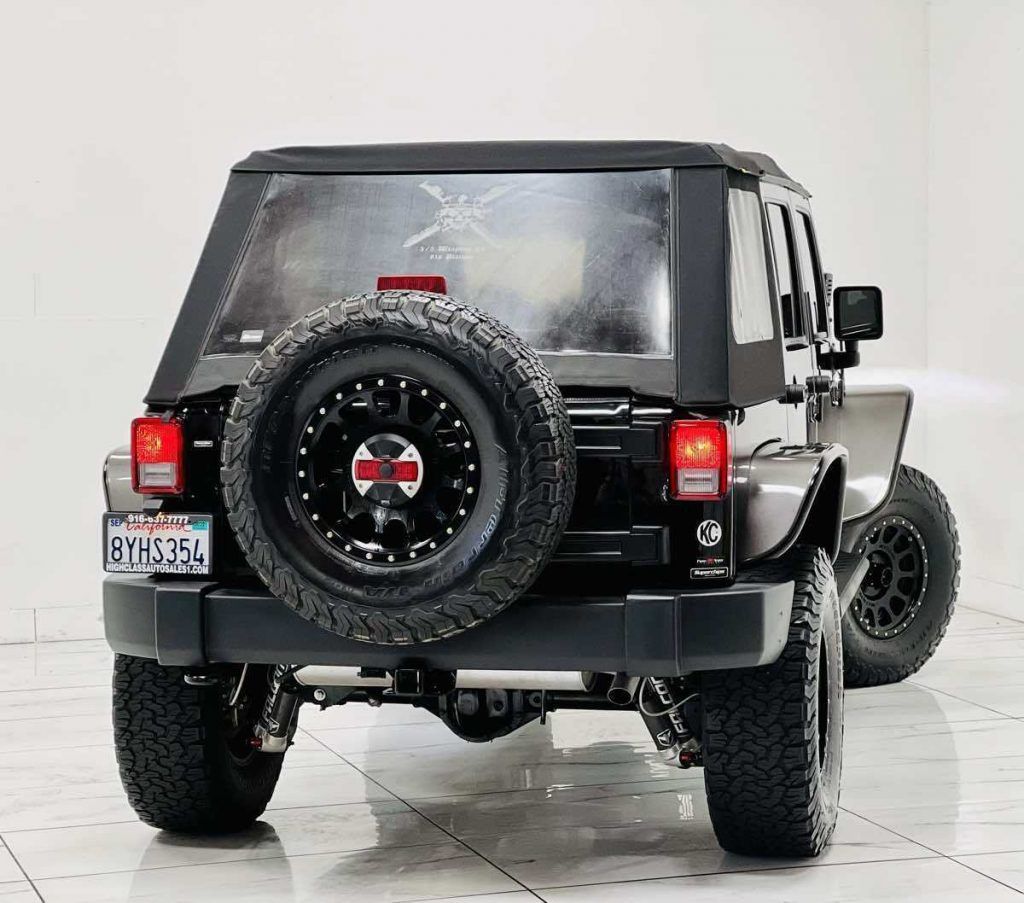 2016 Jeep Wrangler Sport