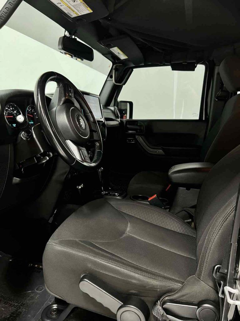 2016 Jeep Wrangler Sport
