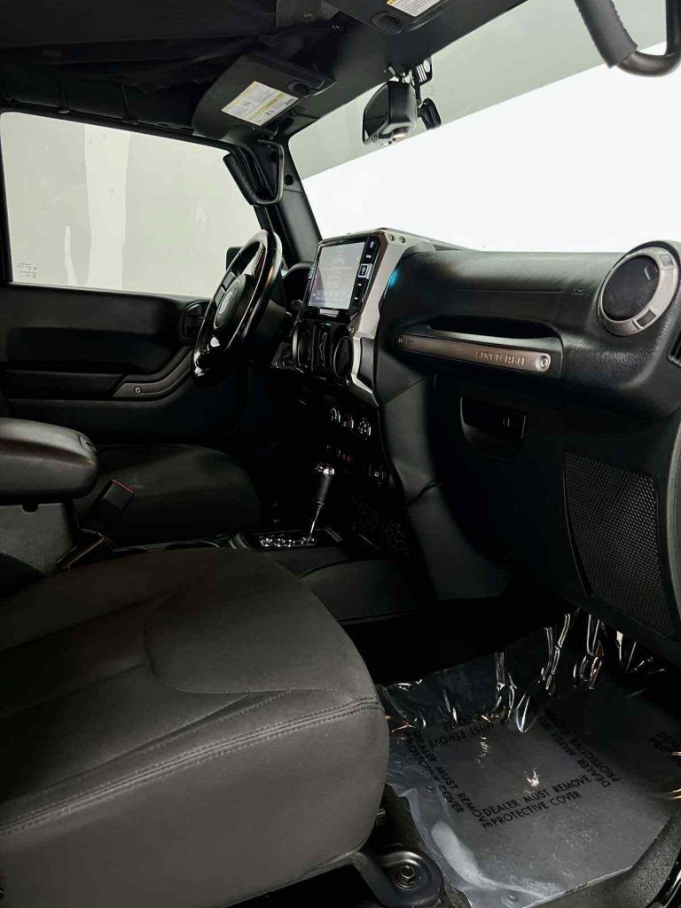 2016 Jeep Wrangler Sport