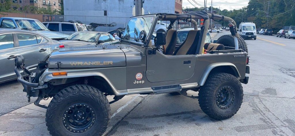 1990 Jeep Wrangler Sahara
