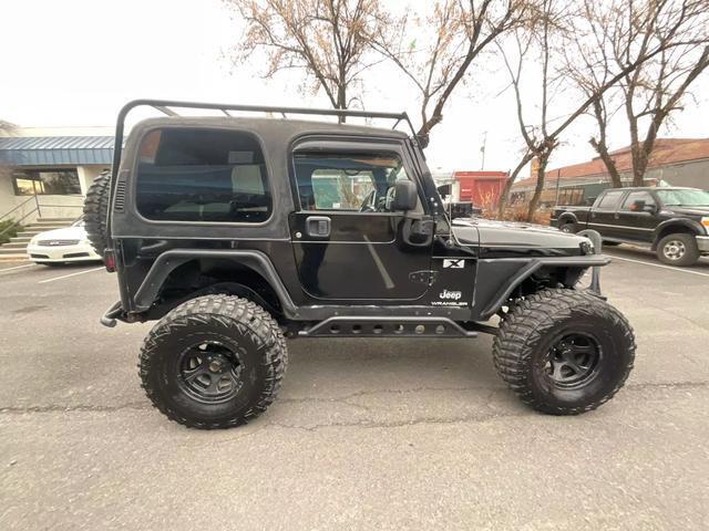 2005 Jeep Wrangler X Sport Utility 2D