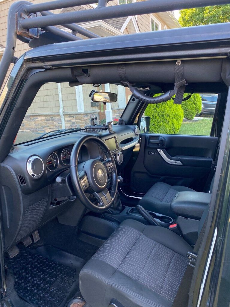 2011 Jeep Wrangler Sahara