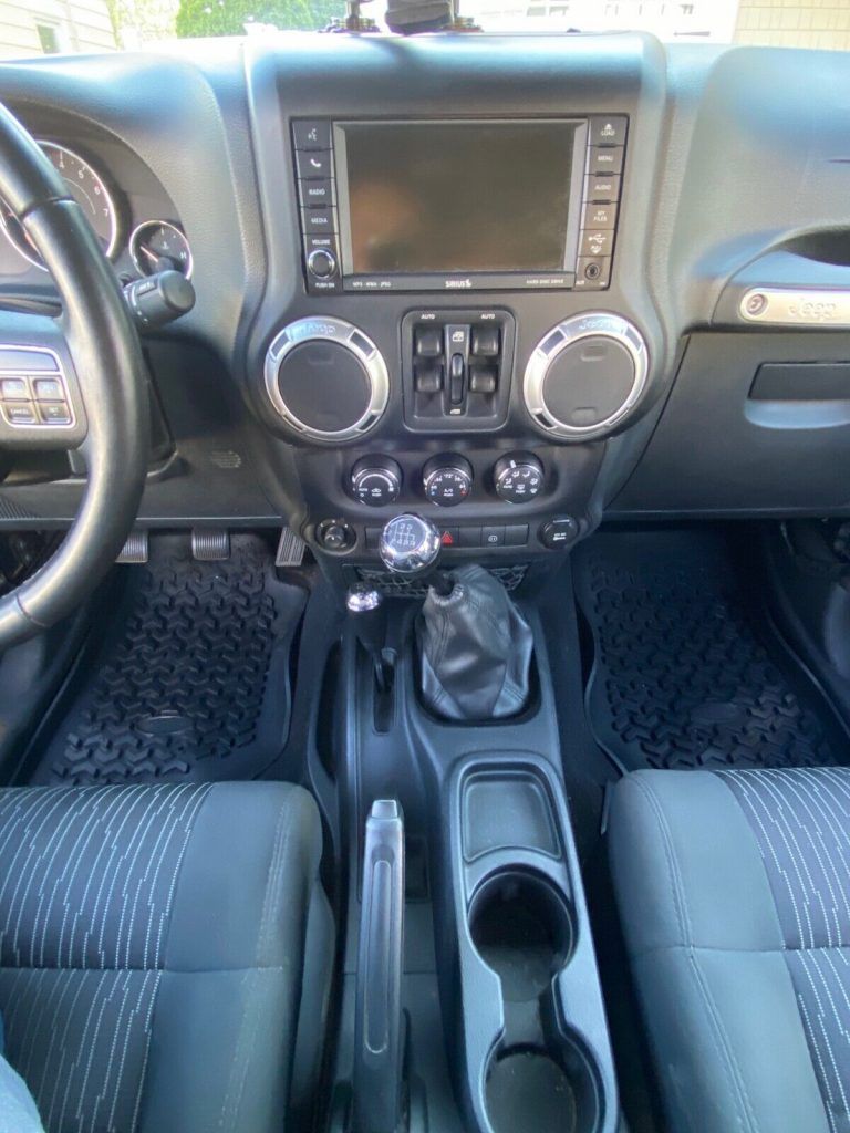 2011 Jeep Wrangler Sahara