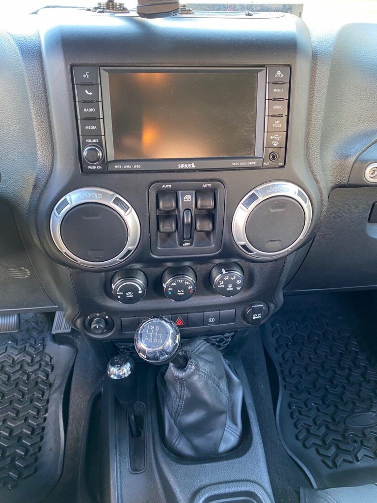 2011 Jeep Wrangler Sahara