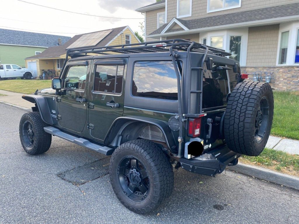 2011 Jeep Wrangler Sahara