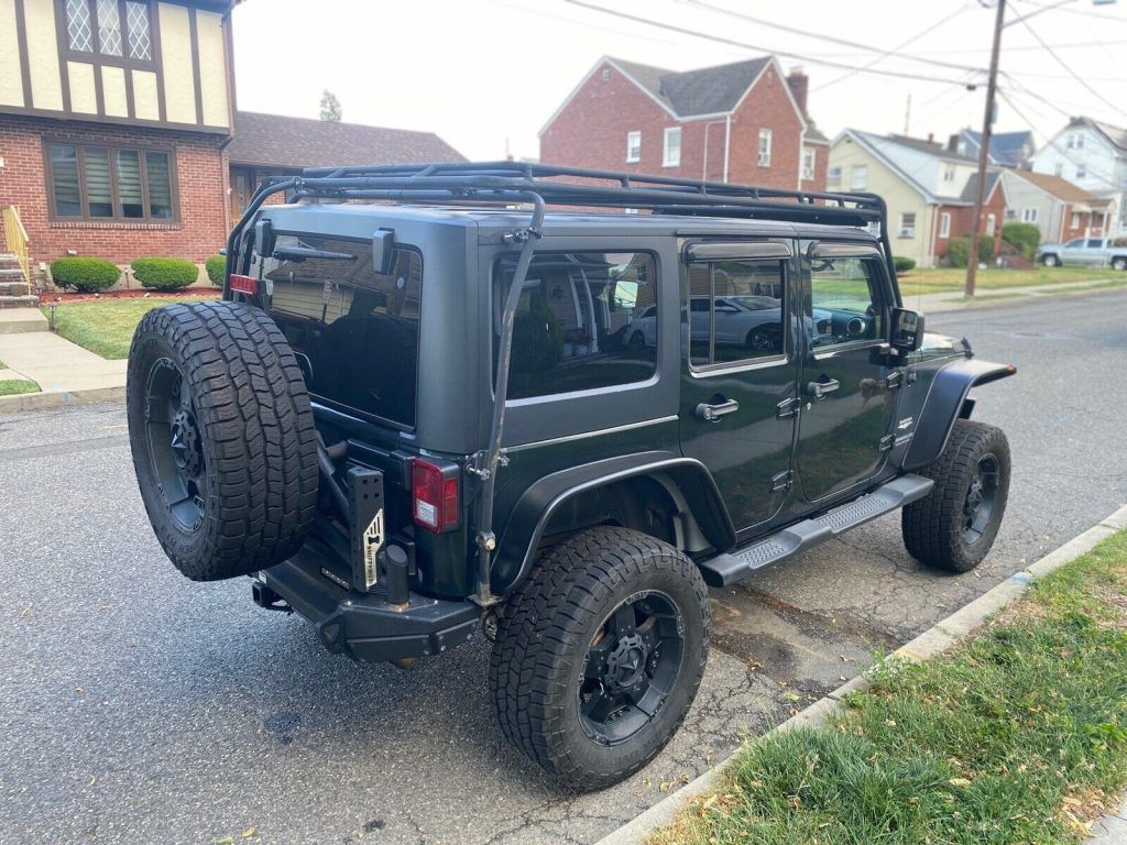 2011 Jeep Wrangler Sahara