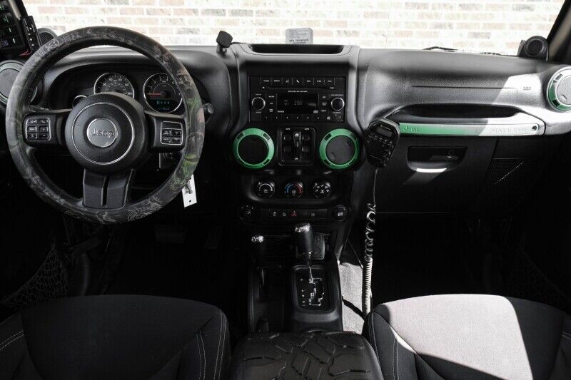 2013 Jeep Wrangler Sahara