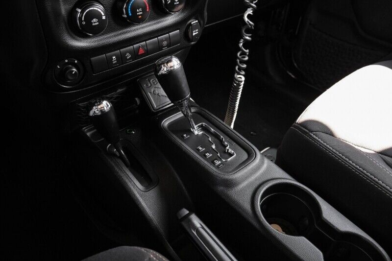 2013 Jeep Wrangler Sahara