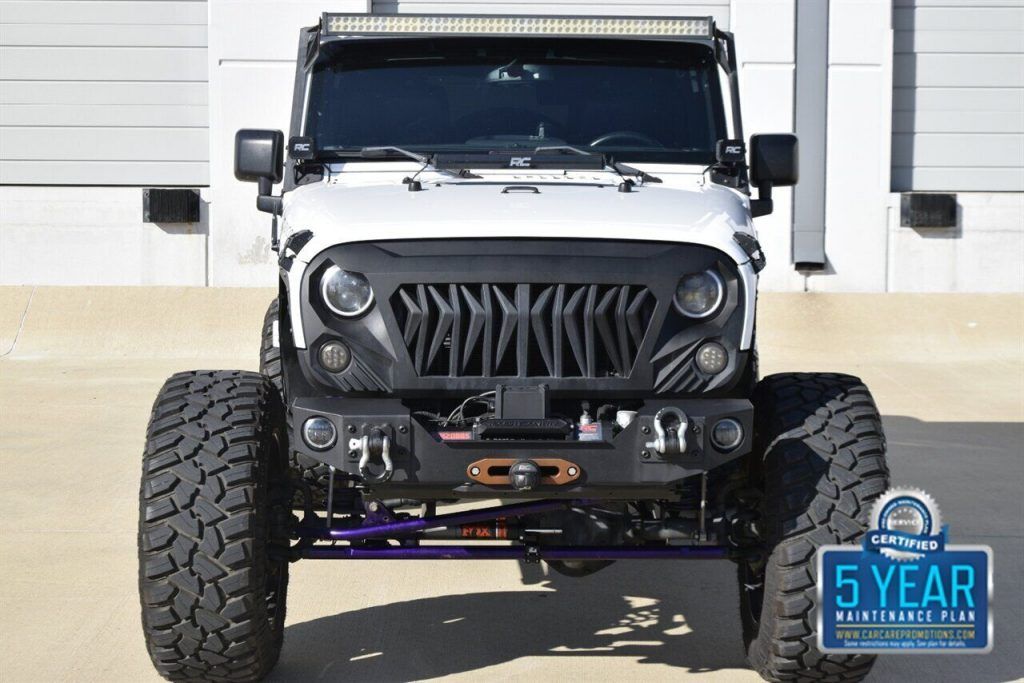 2016 Jeep Wrangler Unltd Rubicon 4X4 Professionaly Lifted HEAD Turner
