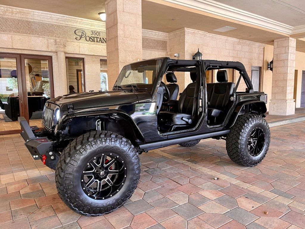 2018 Jeep Wrangler Anniversary Altitude Edition JKU