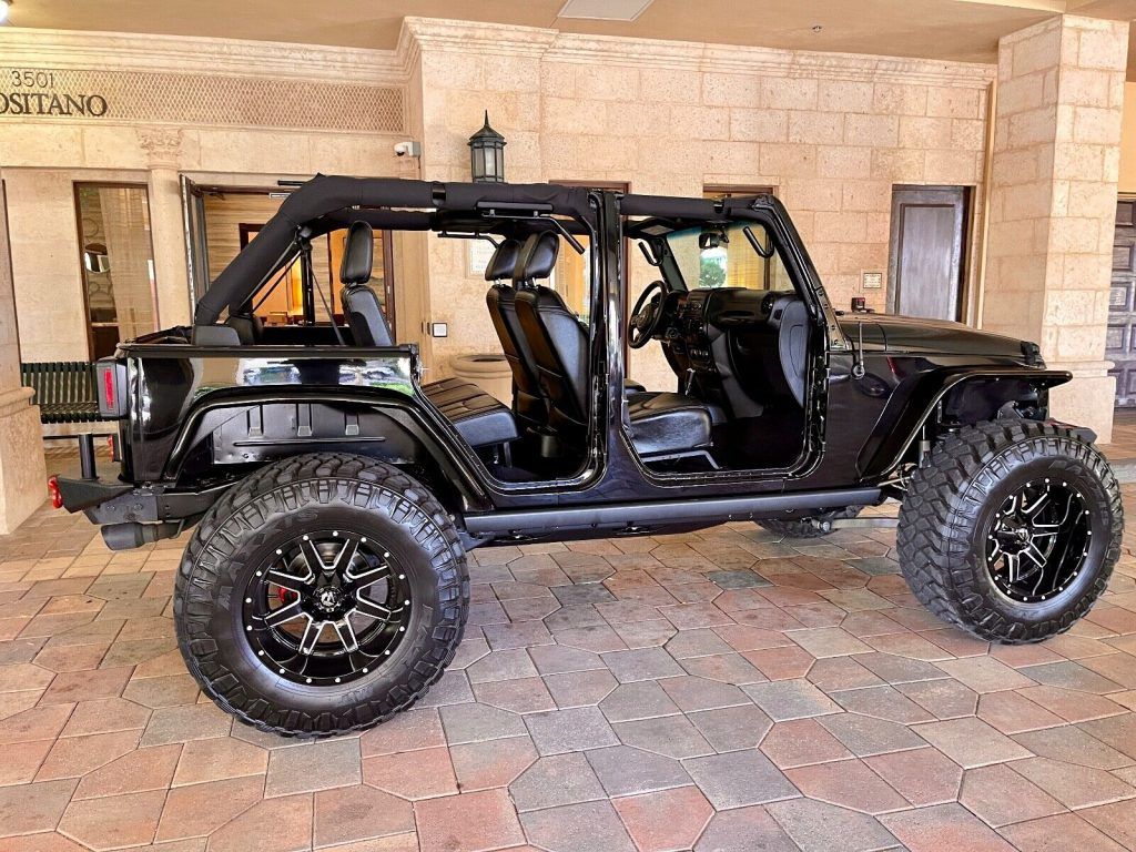 2018 Jeep Wrangler Anniversary Altitude Edition JKU