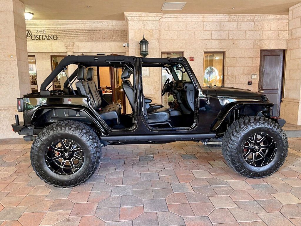 2018 Jeep Wrangler Anniversary Altitude Edition JKU