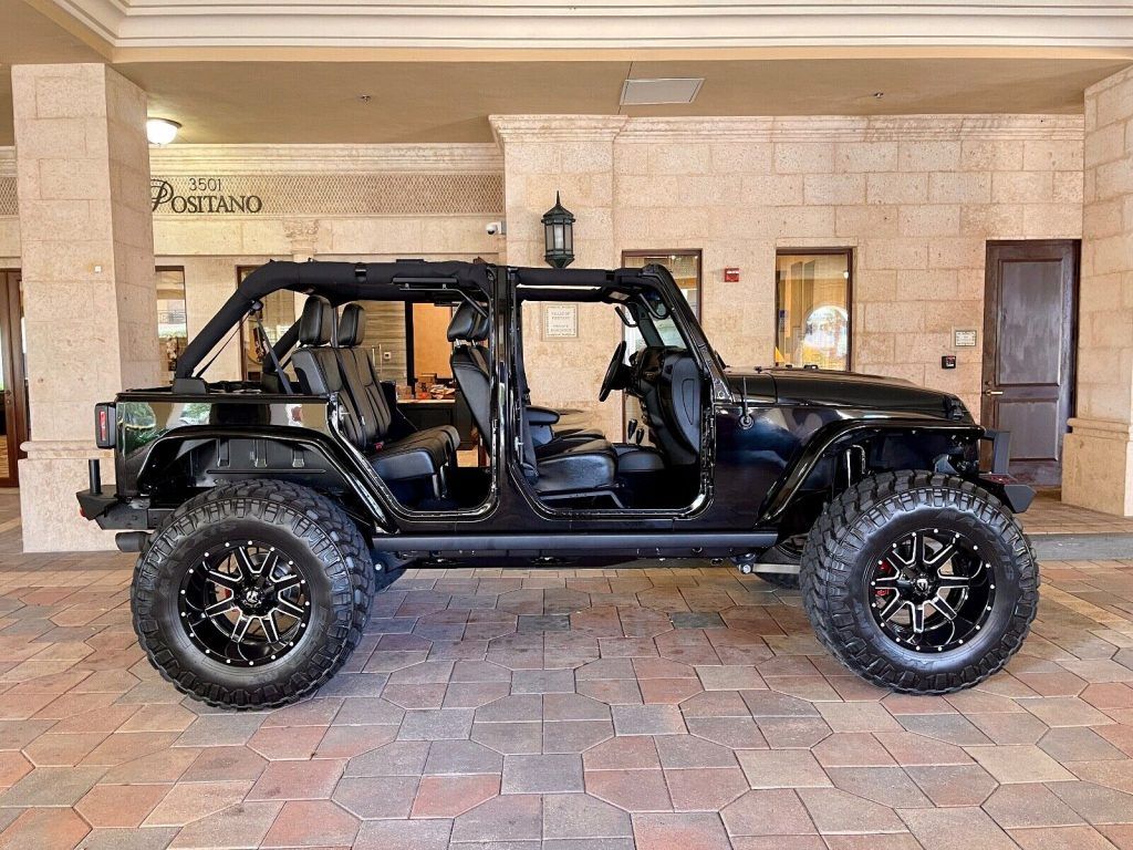 2018 Jeep Wrangler Anniversary Altitude Edition JKU