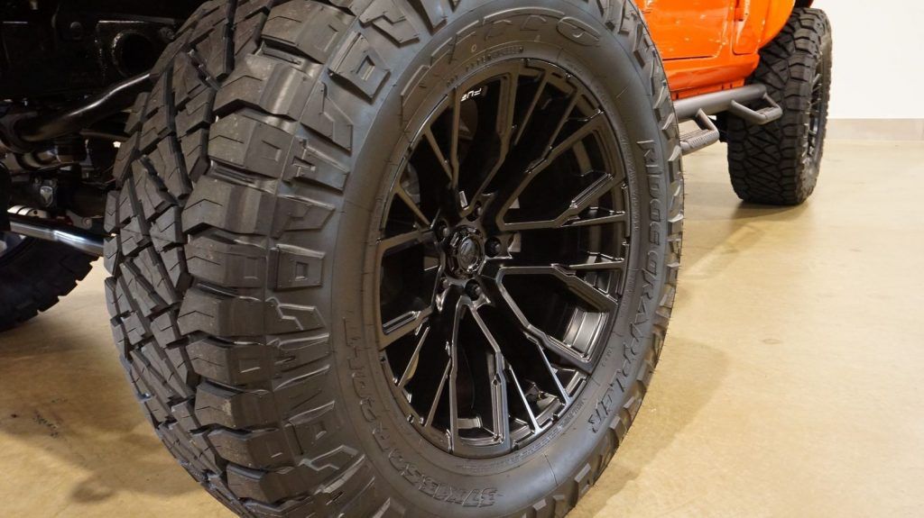 2023 Jeep Wrangler Unlimited Sport 4X4 SKY Top,lifted,bumpers,led’s,nav