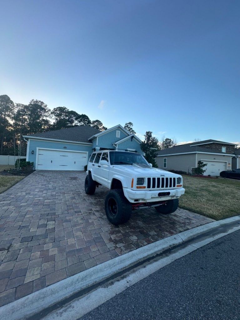 1998 Jeep Cherokee Classic Sport