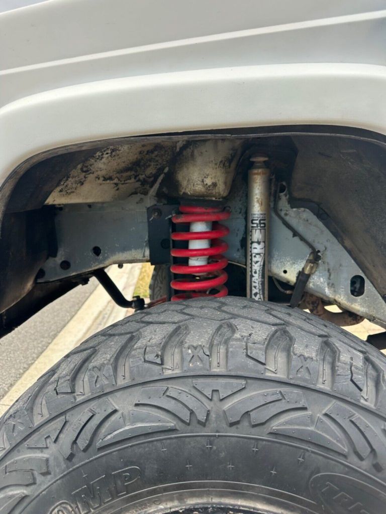 1998 Jeep Cherokee Classic Sport