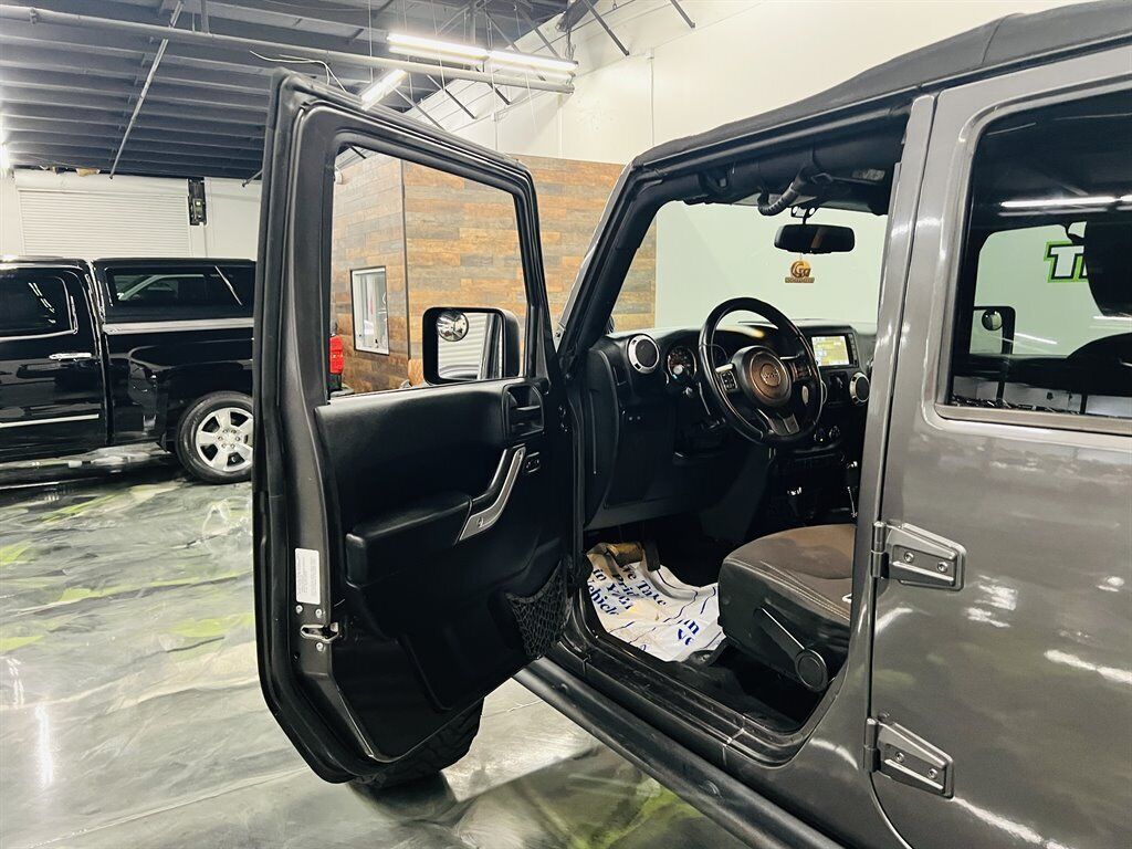 2014 Jeep Wrangler Unlimited Rubicon