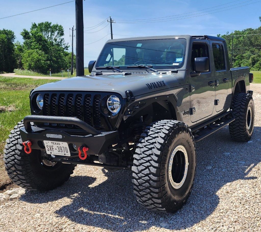 2022 Jeep Gladiator Sport