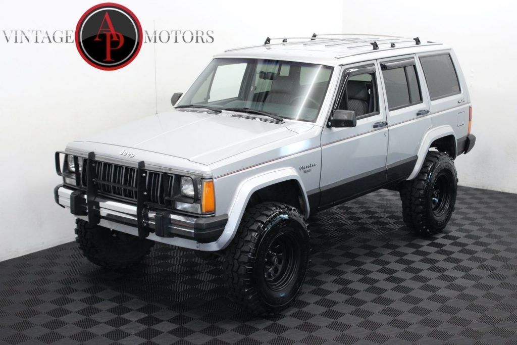 1988 Jeep Cherokee Pioneer XJ 40k Miles 4×4