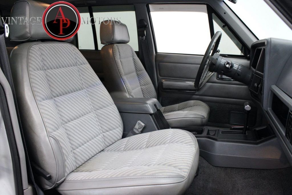 1988 Jeep Cherokee Pioneer XJ 40k Miles 4×4
