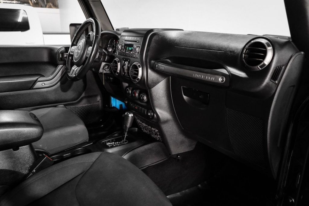 2018 Jeep Wrangler JK Unlimited Sport 4WD Kevlar XRC Fuel DV8 Nfab Fury