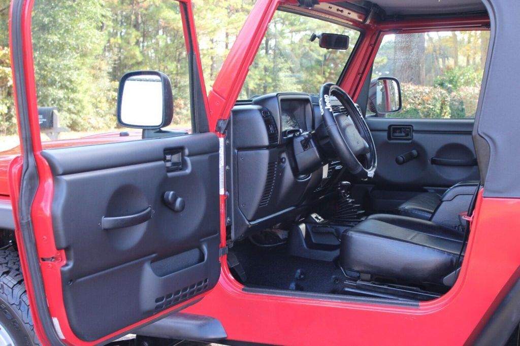 2000 Jeep Wrangler AmW 5.7 Hemi & 8 Speed Swapped