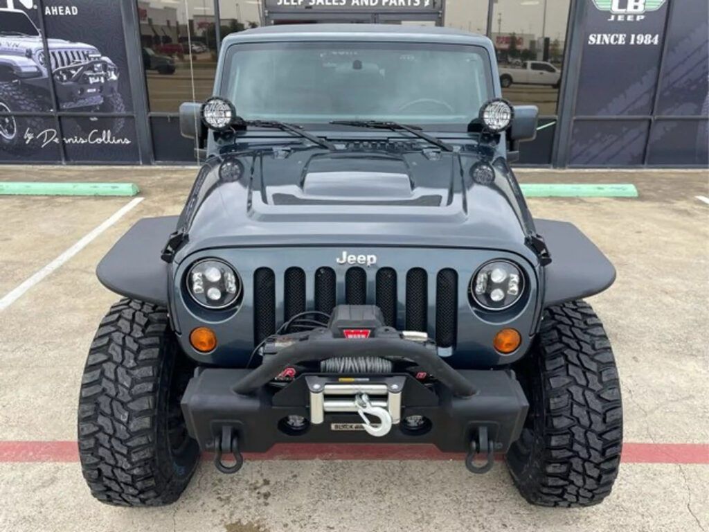 2007 Jeep Wrangler Unlimited Sahara – Black Mountain Edition