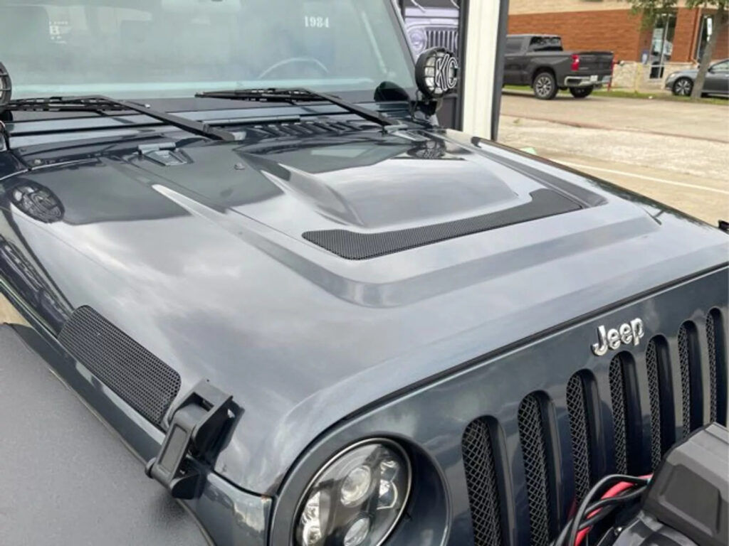 2007 Jeep Wrangler Unlimited Sahara – Black Mountain Edition
