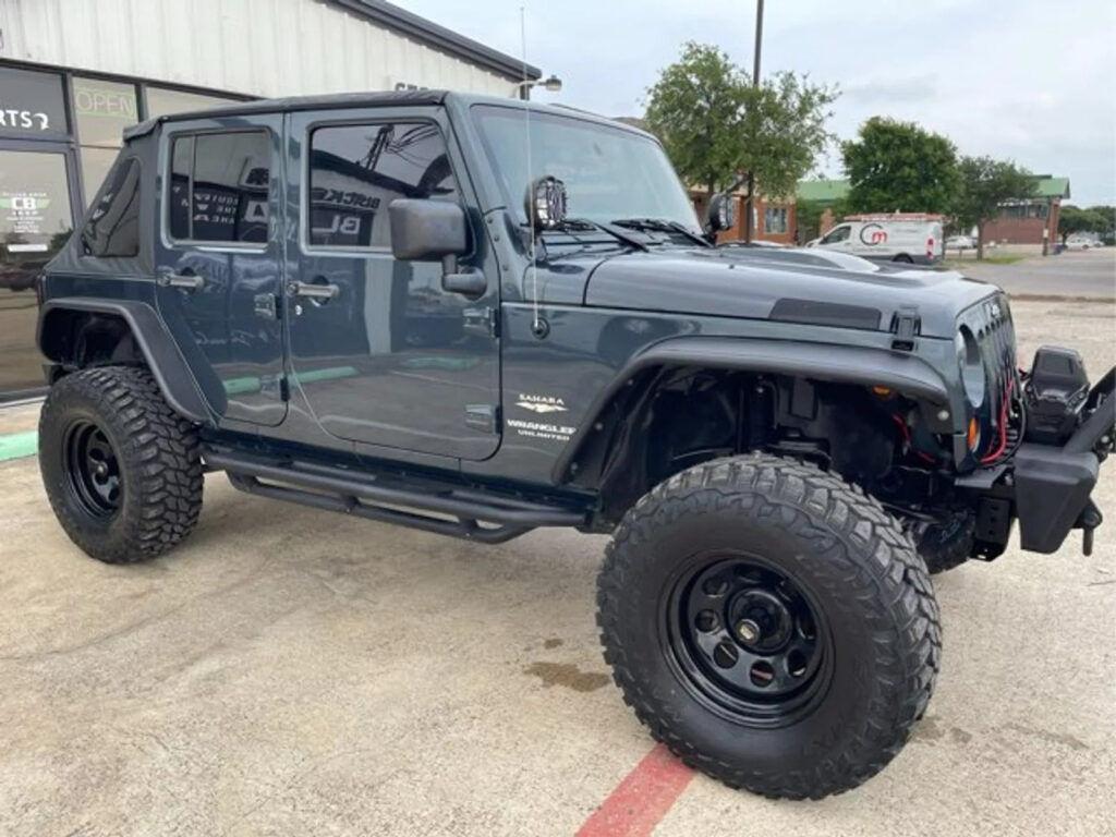 2007 Jeep Wrangler Unlimited Sahara – Black Mountain Edition