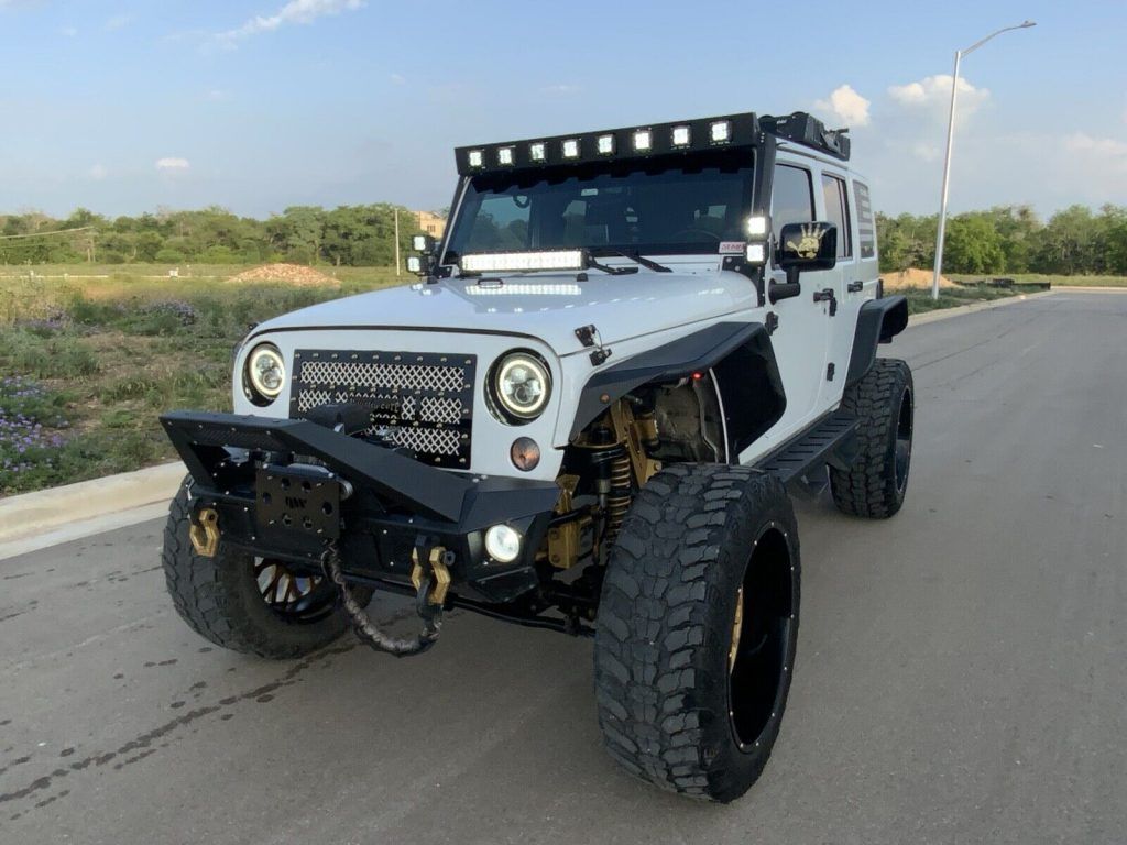 2014 Jeep Wrangler Sahara Altitude