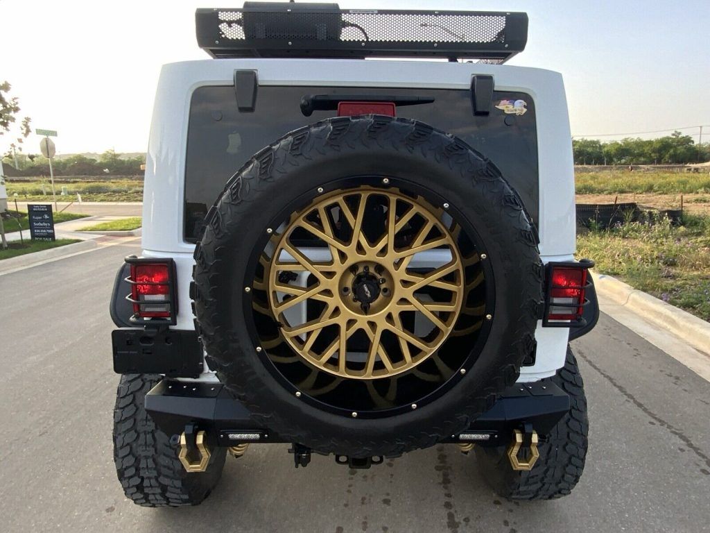 2014 Jeep Wrangler Sahara Altitude