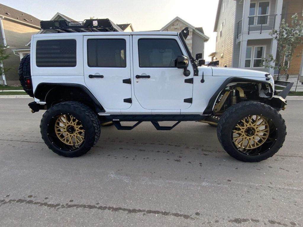 2014 Jeep Wrangler Sahara Altitude