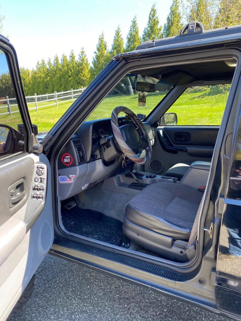 1998 Jeep Cherokee Sport