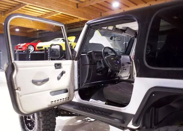 2005 Jeep Wrangler X Sport Utility 2D