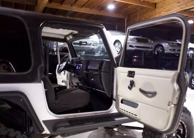 2005 Jeep Wrangler X Sport Utility 2D