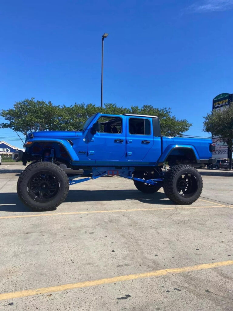 2021 Jeep Gladiator Sport