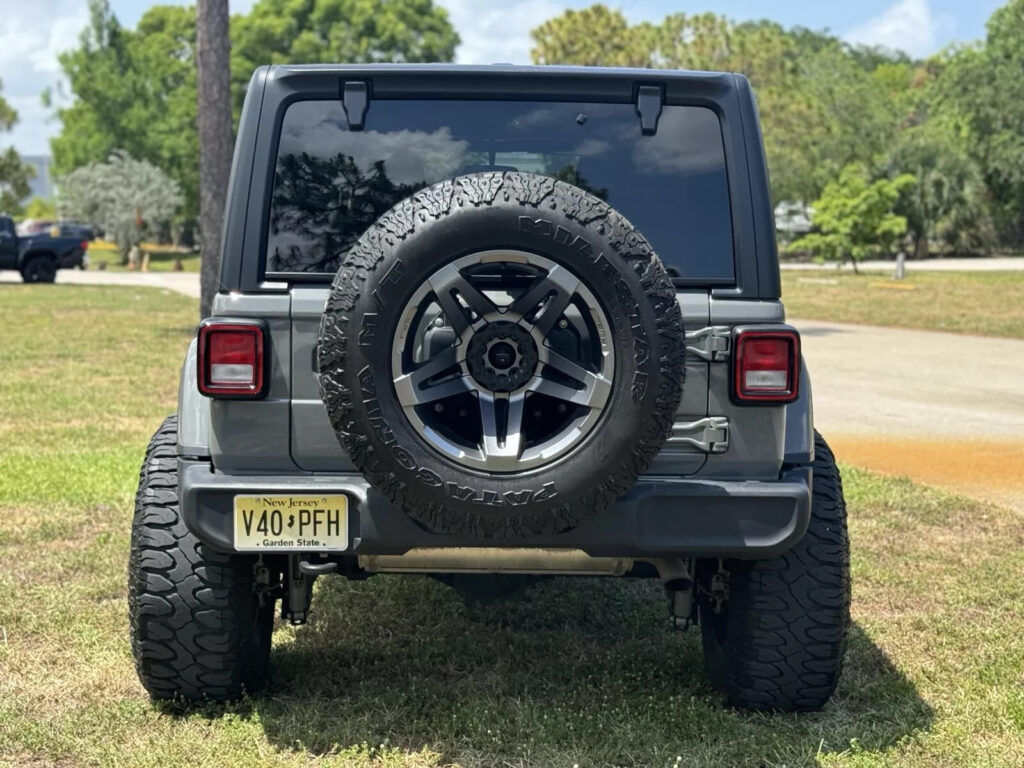 2021 Jeep Wrangler Sport