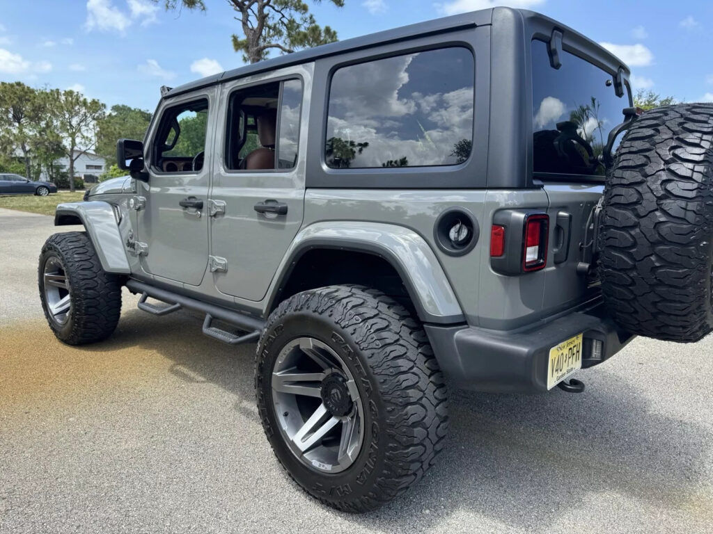 2021 Jeep Wrangler Sport