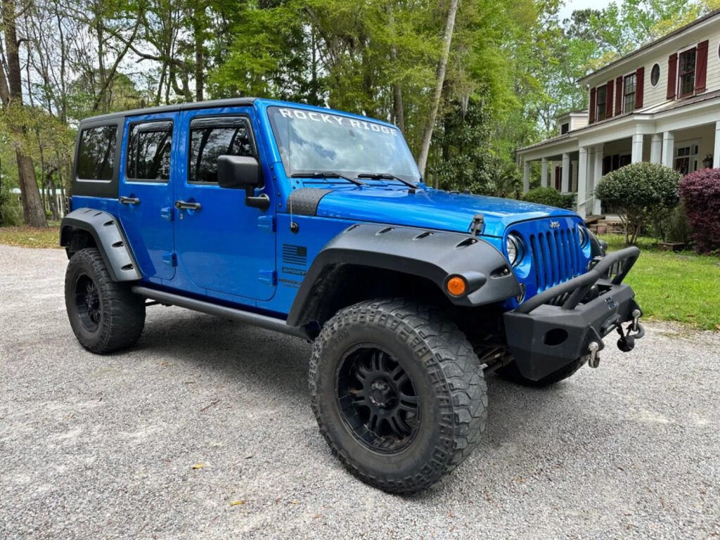 2016 Jeep Wrangler Sport