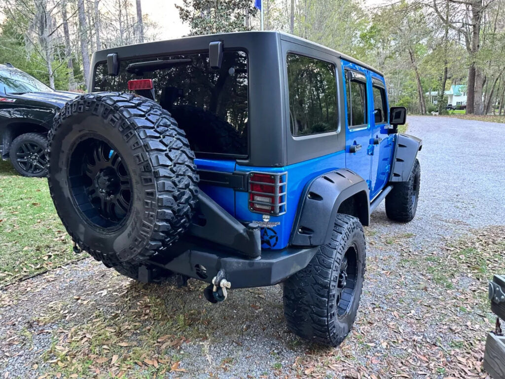 2016 Jeep Wrangler Sport
