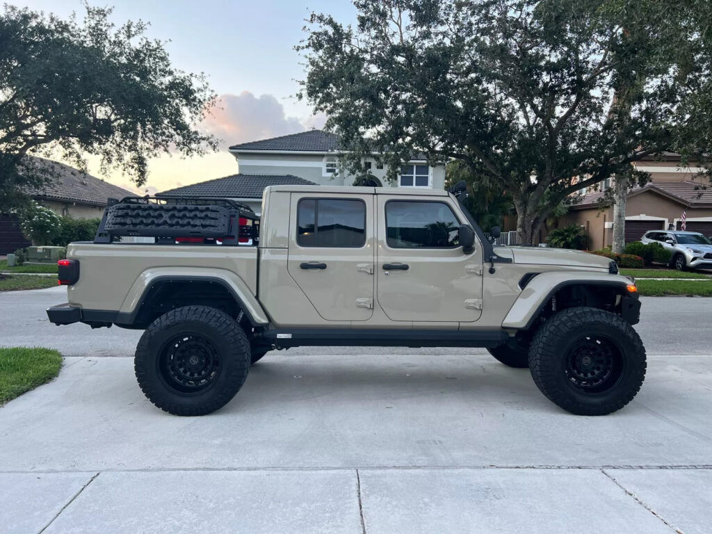 2022 Jeep Gladiator