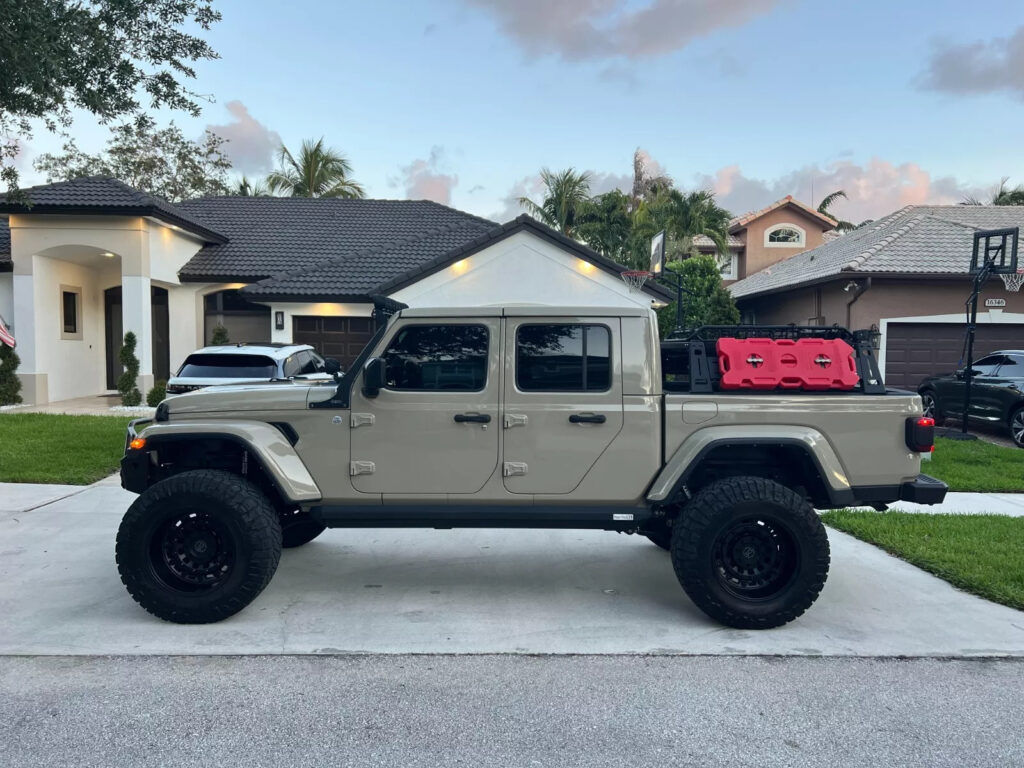2022 Jeep Gladiator