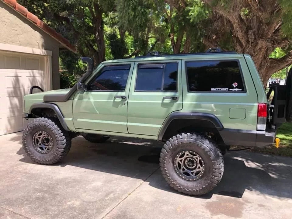 1999 Jeep Cherokee Sport