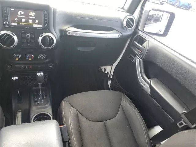 2015 Jeep Wrangler Unlimited Rubicon