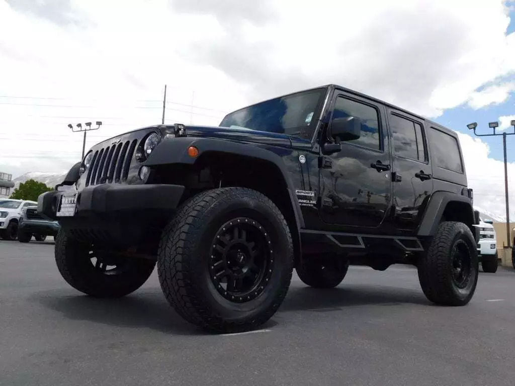 2017 Jeep Wrangler Unlimited Sport