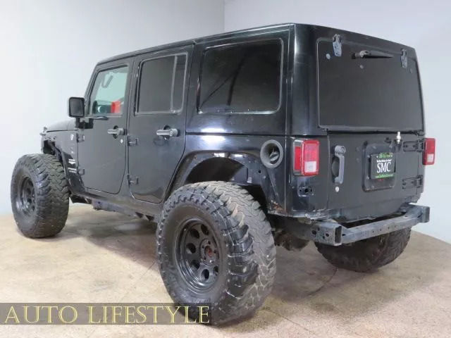 2012 Jeep Wrangler Unlimited Sahara