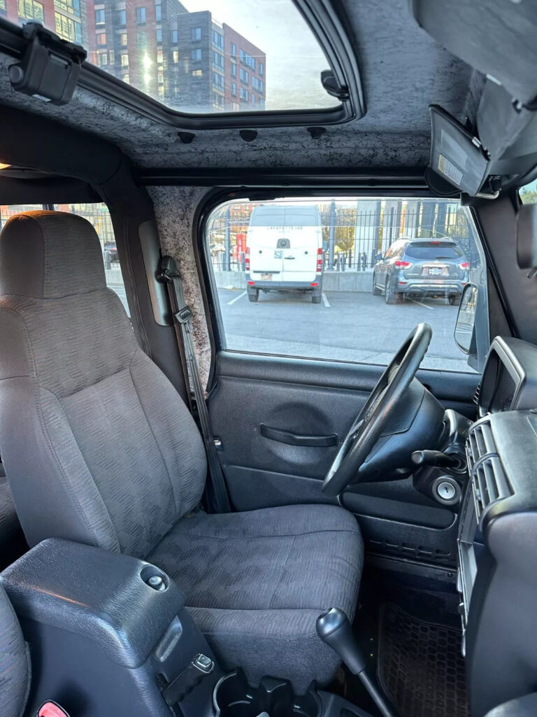 2004 Jeep Wrangler X